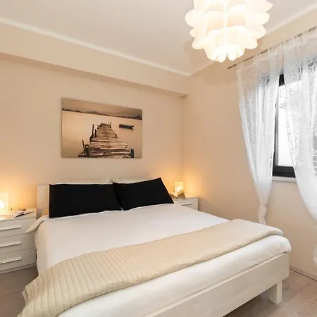 Alis Holiday home
