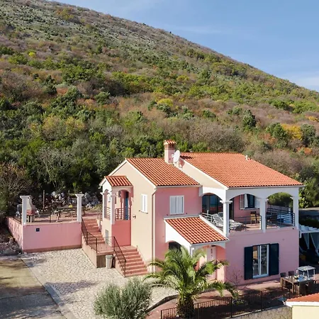 Holiday home Alis